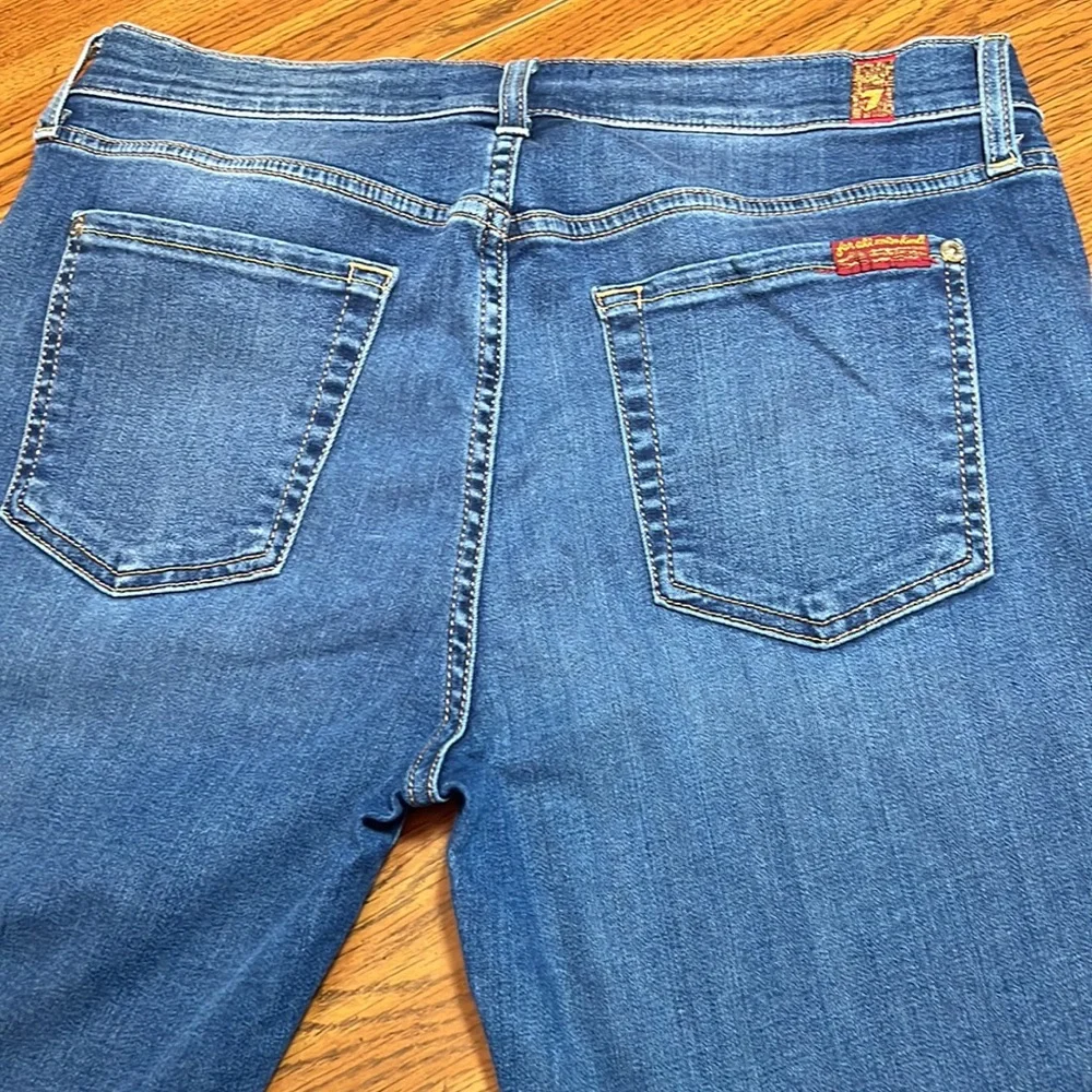 7 For All Mankind ankle Jeans - Picture 4 of 5